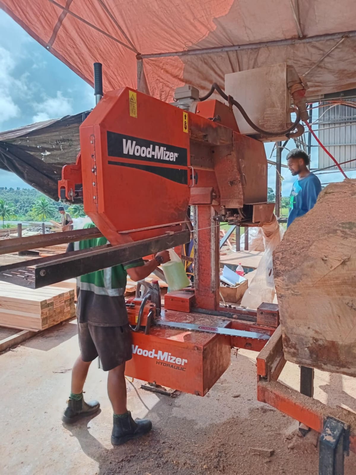 Travailleur scierie Fidji